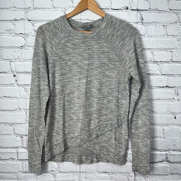 Athleta Tops - Athleta Sweatshirt Criss Cross Sweatshirt Womens Size XS Gray Casual Gym Yoga
